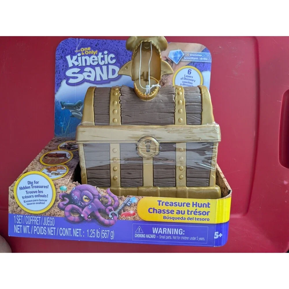 Kinetic Sand Treasure Hunt Playset with 9 Surprise Reveals, 567g Sand